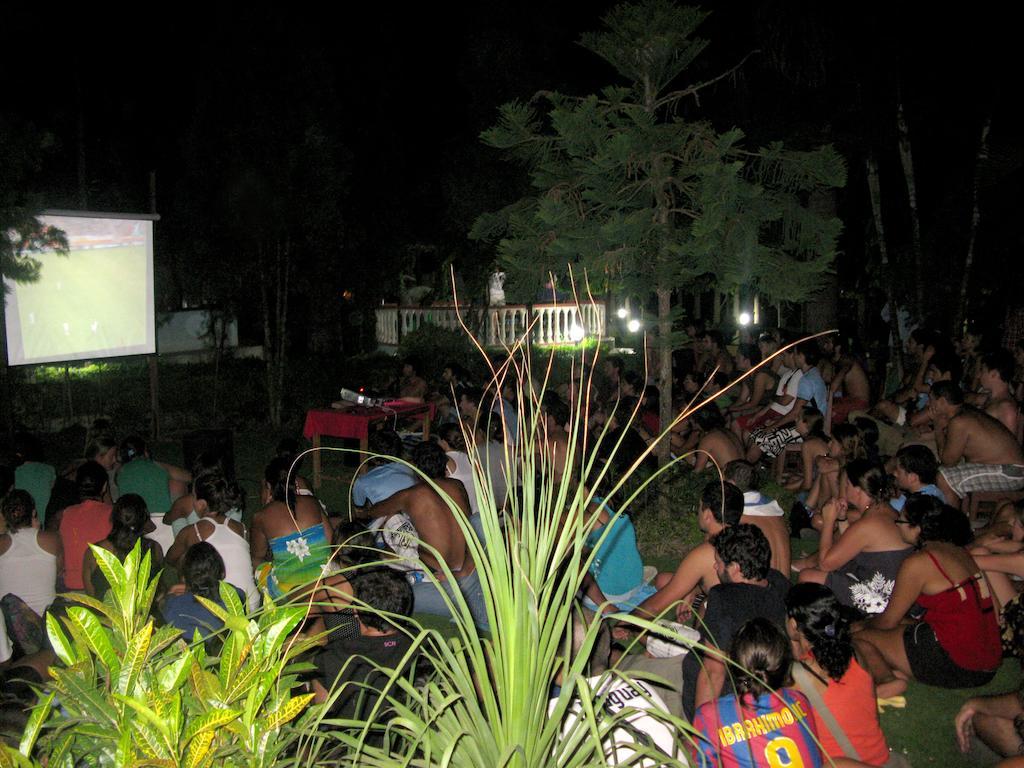 Jungle Safari Resort Sauraha Exterior photo